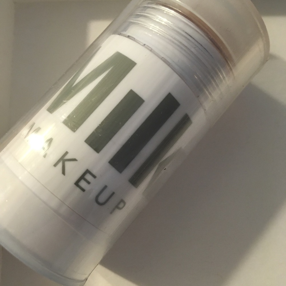 Milk Makeup Highlighter